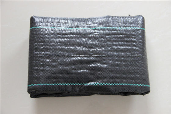 編まれる景色の農業PPは雑草防除のマットの生地のポリプロピレン100gsmを